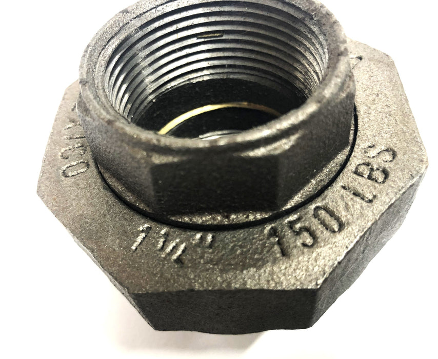 Unbranded 1-1/4 Inch Threaded Pipe Union 150 LBs NOS