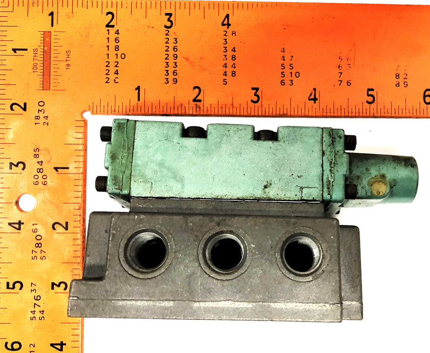 Unbranded Pneumatic Pilot Valve 152JA400O (152JA415000) NOS