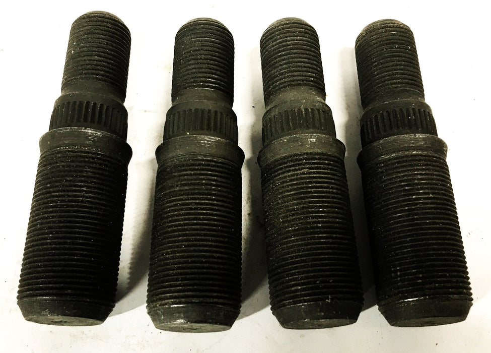 Meritor Double Ended Right Hand Wheel Stud 20X1868 [Lot of 4] NOS