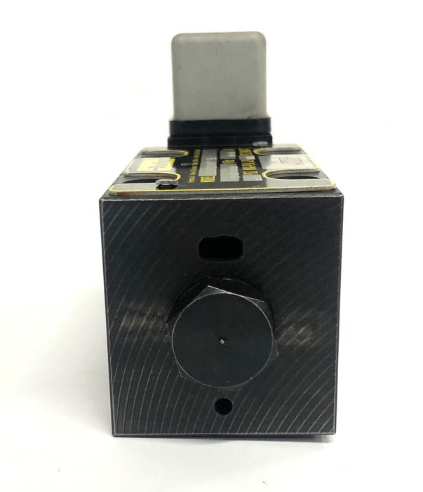 Parker 120/110V 60/50Hz 5000/1500 PSI 49-58A Hydraulic Valve D1VW20HNYP-75 NOS