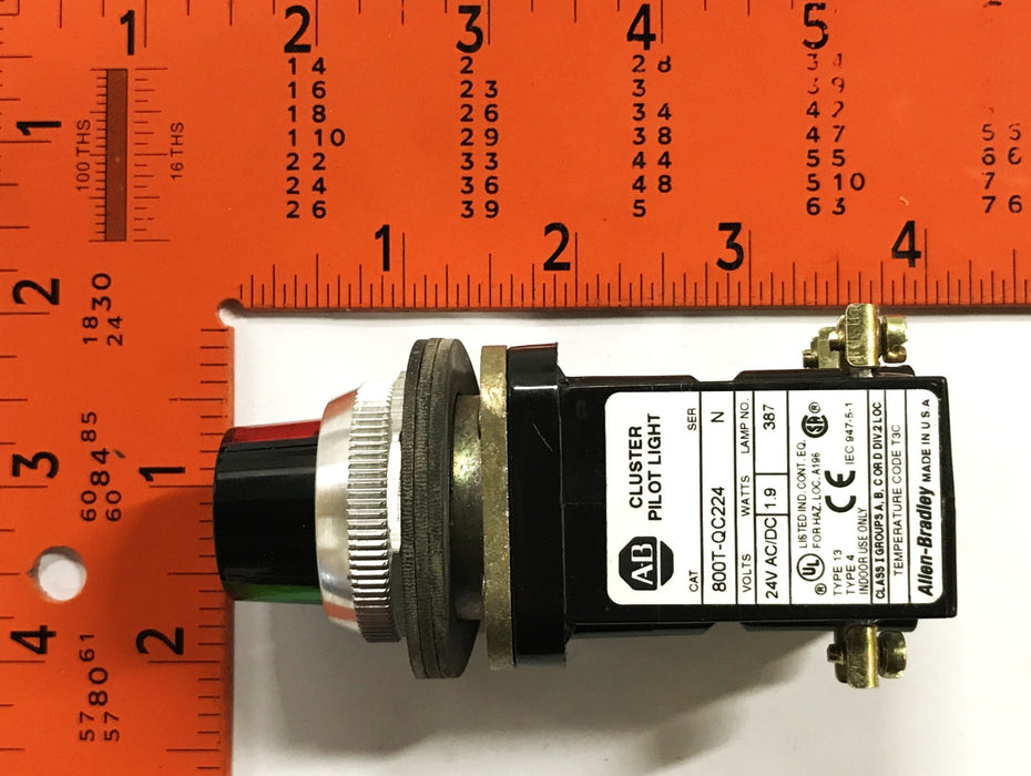 Allen-Bradley Cluster Pilot Light 800T-QC224 NOS