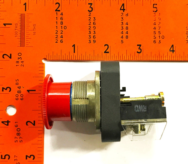 Allen-Bradley Red Pushbutton Switch 800T-FXT6D4 NOS