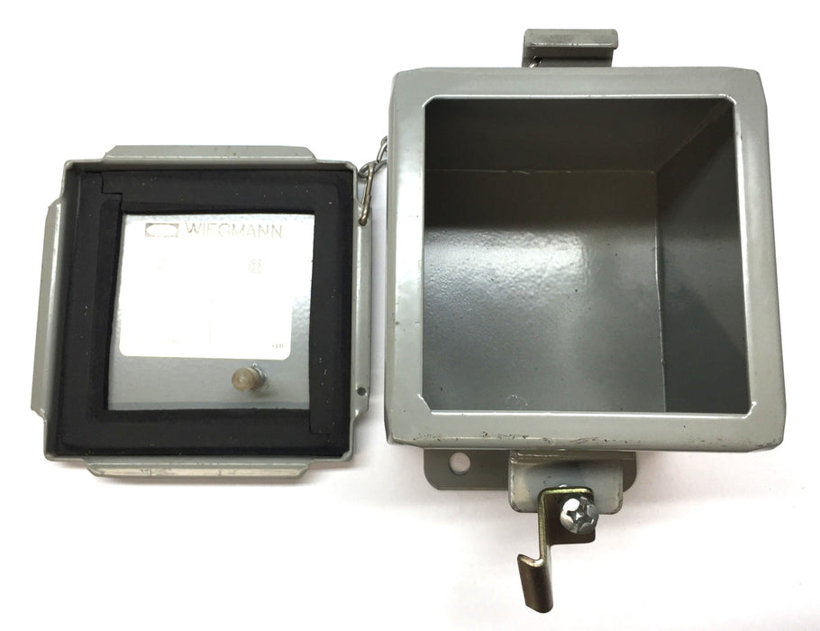 Hubbell/Wiegmann Continuous Hinge 4" x 4" x 4" Enclosure B040404 NOS