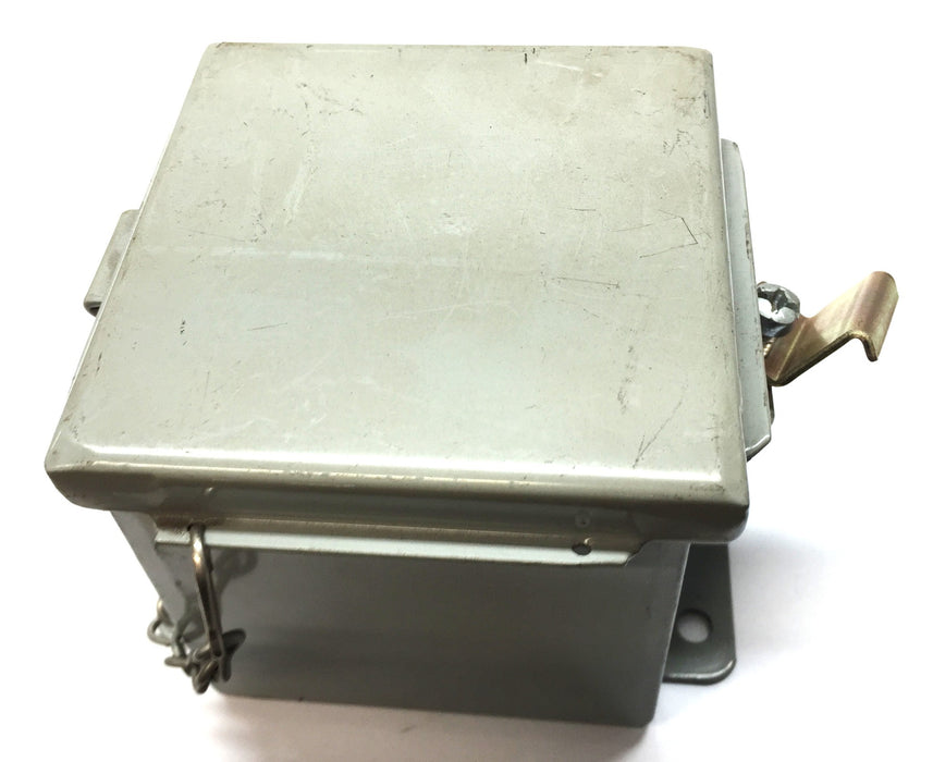 Hubbell/Wiegmann Continuous Hinge 4" x 4" x 4" Enclosure B040404 NOS