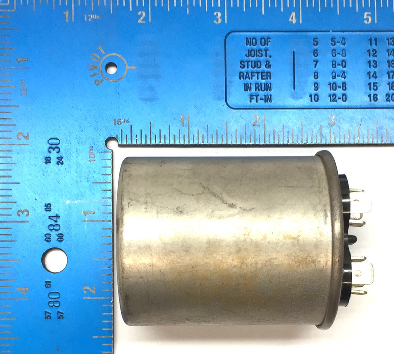 CSC 370VAC/B 50/60HZ Capacitor 325P206H37N23N4XT NOS