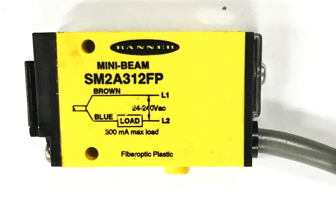 Banner Photoelectric Sensor with 7-foot Cable SM2A312FP NOS