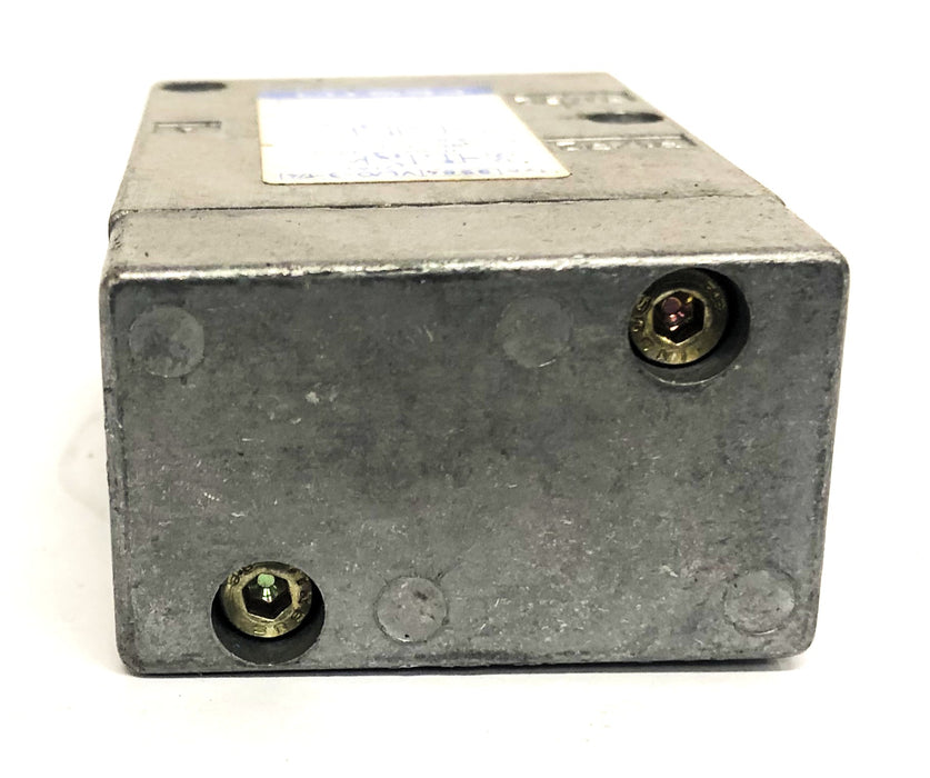 Festo HD02 Pneumatic Valve 9984 VL/O-3-1/4 NOS