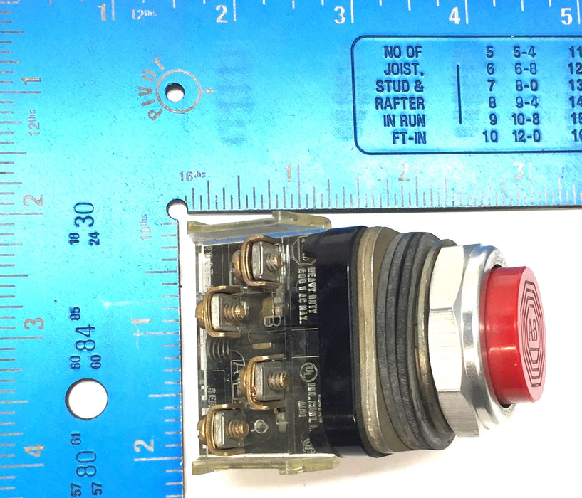 Allen-Bradley Non-Illuminated Red Flush Head Push Button 800T-B6 Series N USED