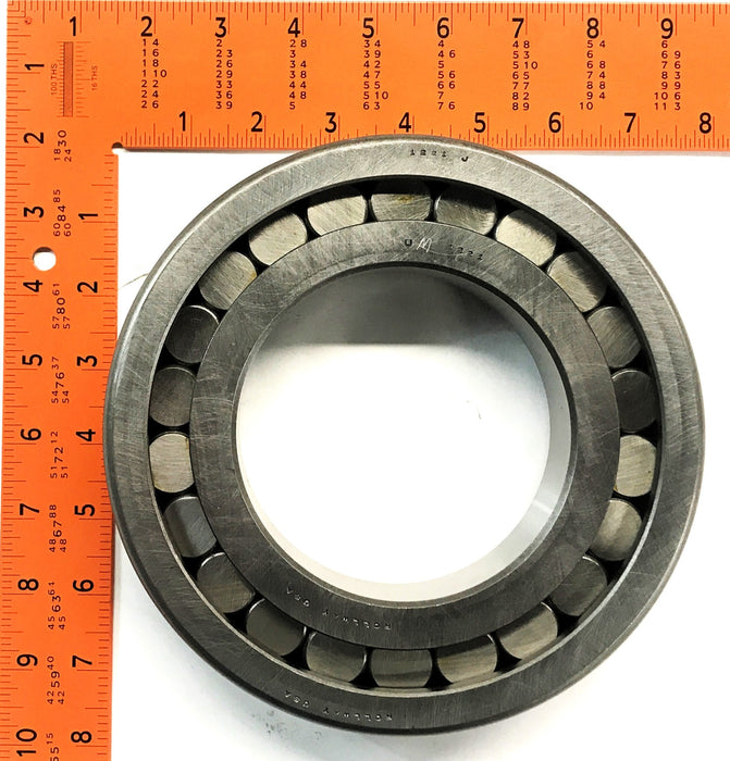 Rollway Cylindrical Roller Bearing (No Box) UM 1221 J NOS