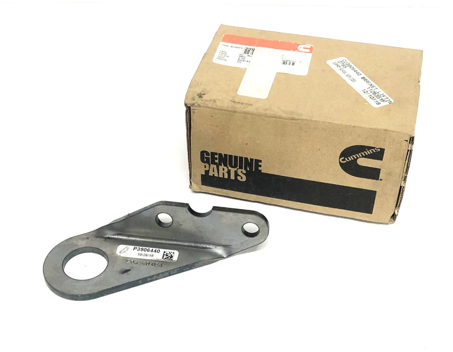 Cummins Lifting Bracket 3906440 NOS