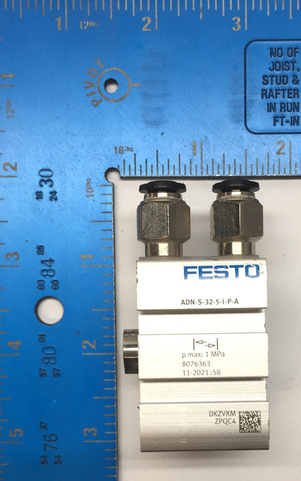 Festo Compact Cylinder w/Push-to-Connect Fitting ADN-S-32-5-I-P-A (8076363) USED