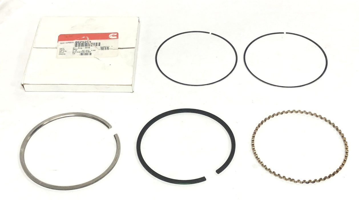 Cummins Piston Ring Kit 4025290 NOS