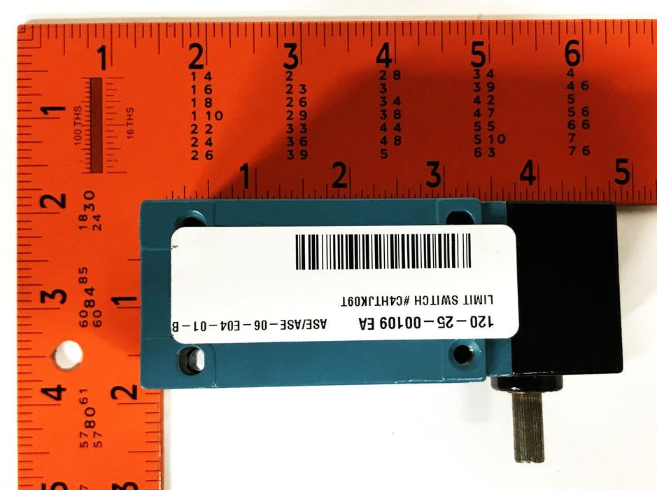 Honeywell Micro Switch Limit Switch LSQYPB1A326 USED