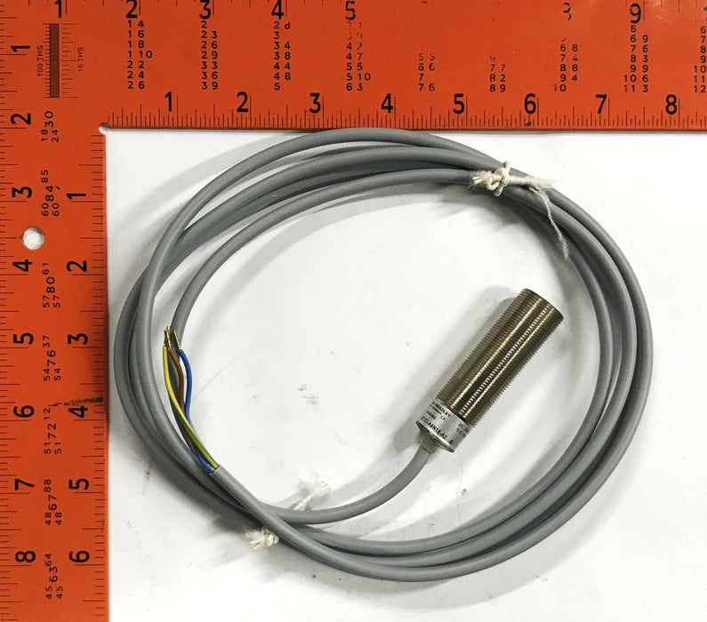 Allen-Bradley Inductive Proximity Sensor 872C-A5N18-A2 [Lot of 2] NOS