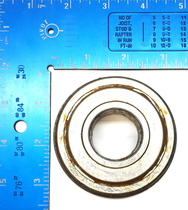 New Departure Roller Ball Bearing w/Ridge (No Box) 488606 NOS