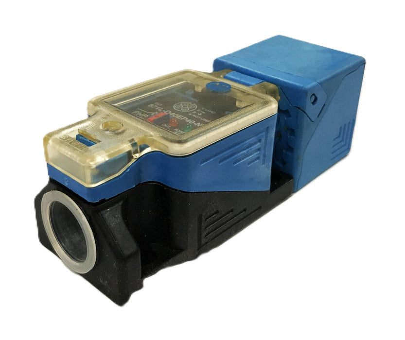 Allen-Bradley Photoswitch Proximity Sensor 871L-D40EP40-N4 USED