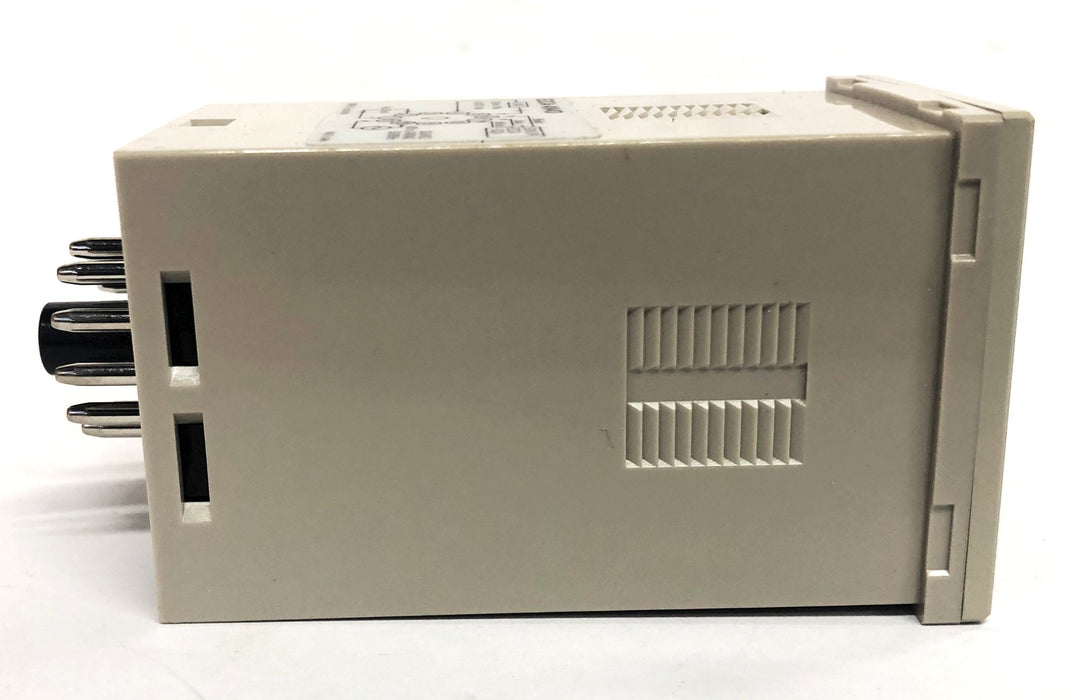 Omron Proximity Sensor Amplifier E2CA-AN4D NOS