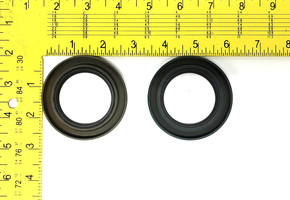 Chicago Rawhide Oil Seal 17488 [Lot of 2] NOS