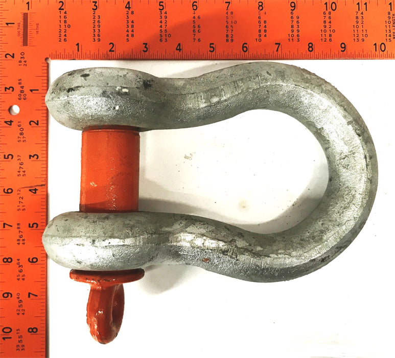 Crosby 1-3/8 inch Screw Pin Shackle G-209 (WLL-13-1/2T) NOS