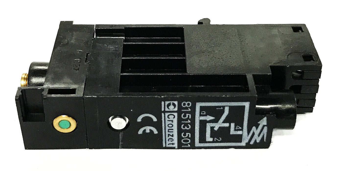 Crouzet Pneumatic Pressure Switch 81513501 NOS
