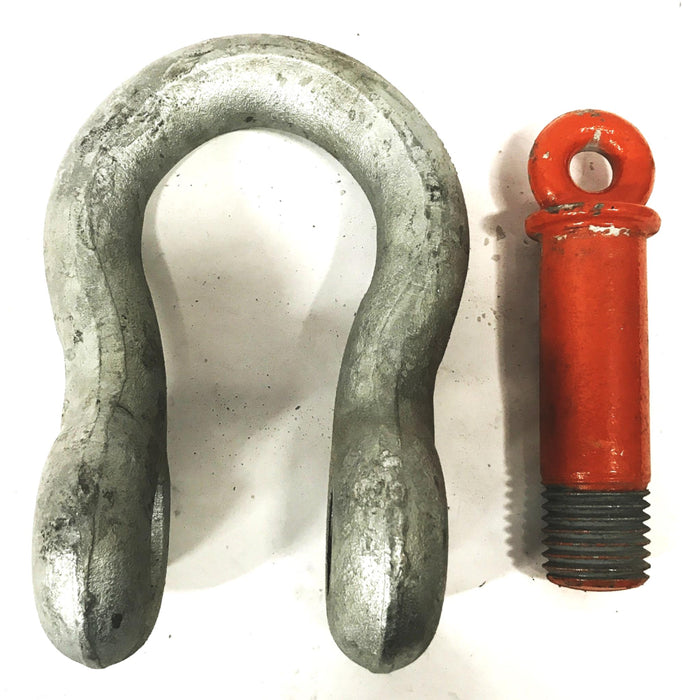 Crosby 1-3/8 inch Screw Pin Shackle G-209 (WLL-13-1/2T) NOS
