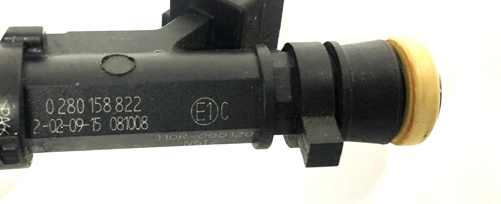 Bosch Fuel Injector 0-280-158-822 USED