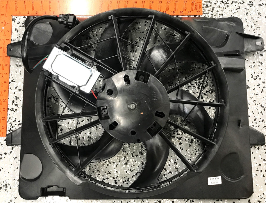 Napa Radiator Fan Assembly 855-2340 NOS