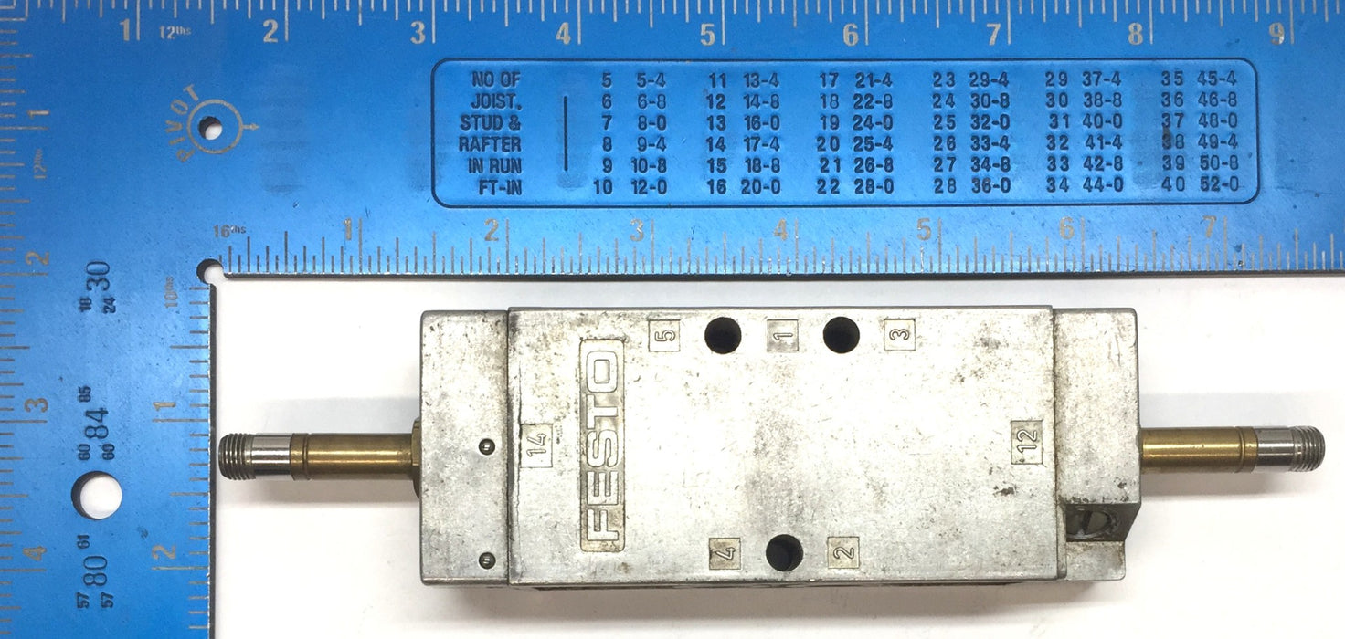 Festo Series:0690 8 bar/1-116 psi Solenoid Valve JMFH-5-1/8 (8820) USED