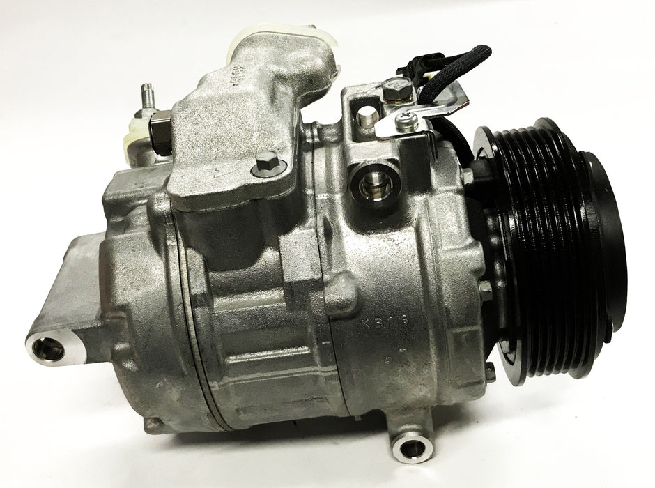Motorcraft A/C Compressor with Clutch YCC-299 NOS