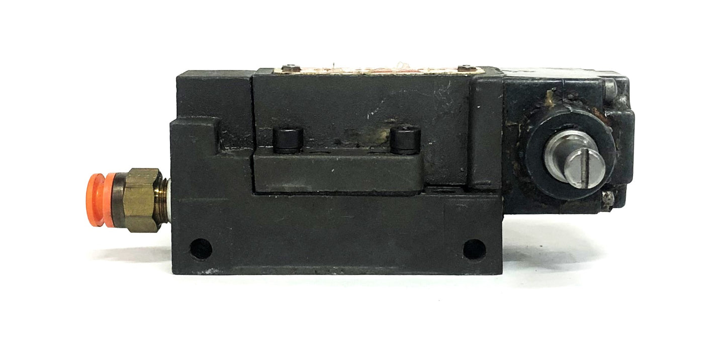 Numatics Pneumatic Limit Valve LR3-0201 USED