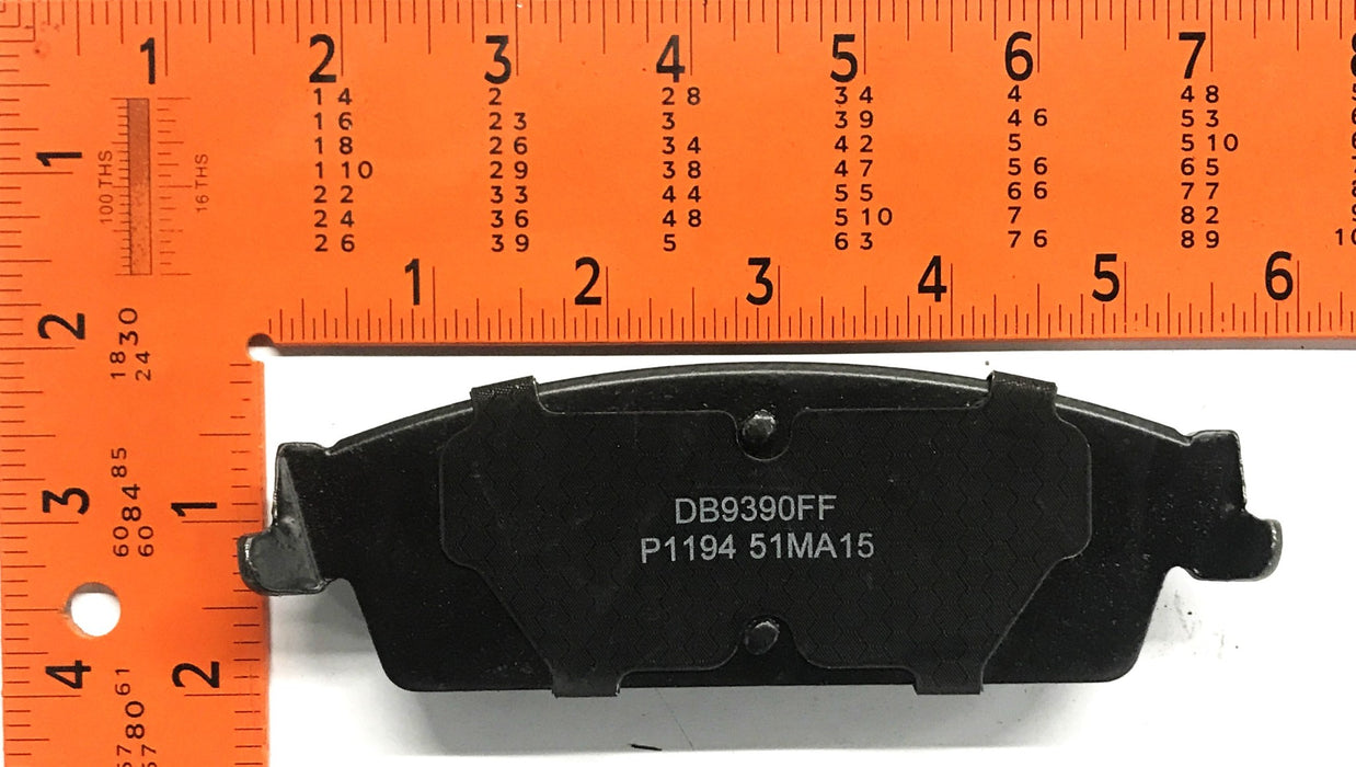 CARQUEST Brake Pads Platinum With Hardware PXD1194H NOS