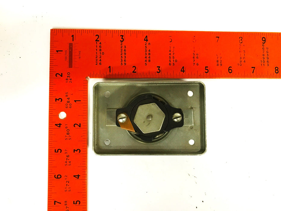 Russellstoll Ever-Lok Metal Receptacle 8003N [Lot of 2] NOS