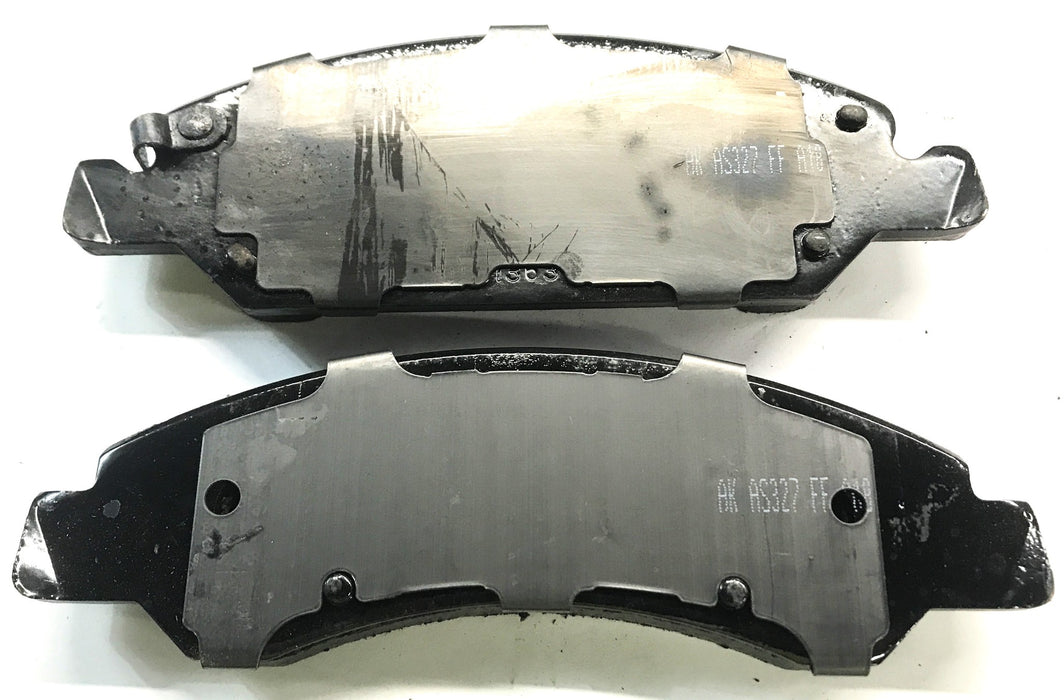 AKEBONO Brake Pads With Hardware ACT1363 NOS