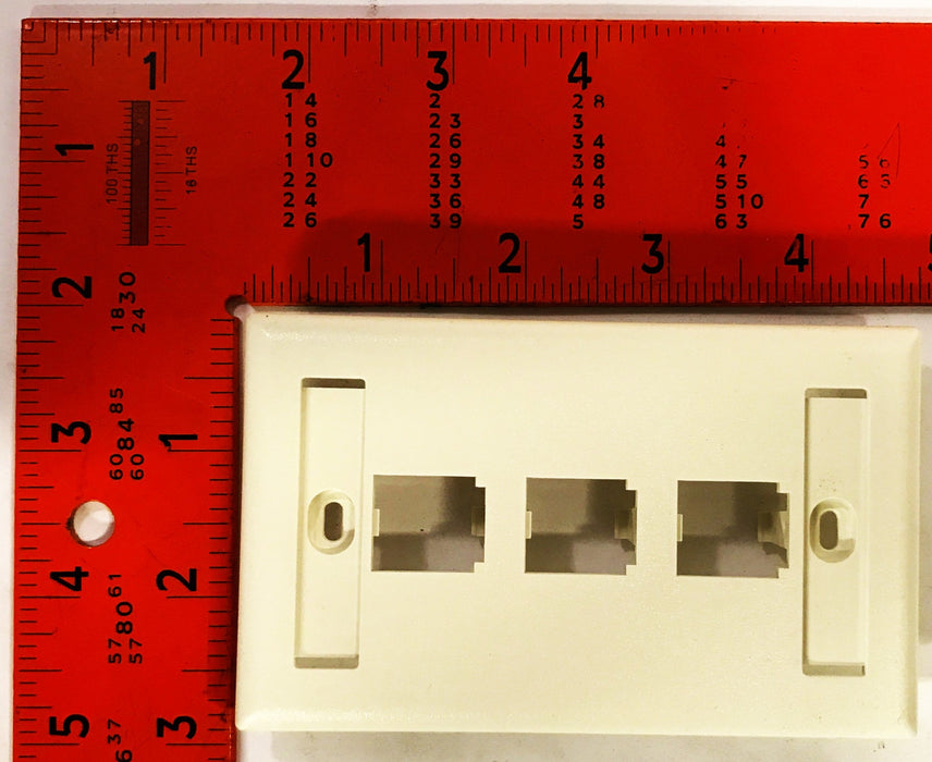Panduit White Plastic 1-Gang 3-Port Faceplate CFPL3IWY [Lot of 10] NOS