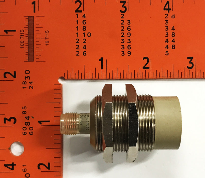 Omron Cylindrical Proximity Sensor Omron TL-X18MB1-P1E NOS