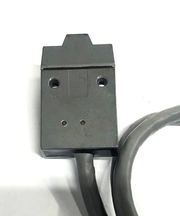 Micro Switch 5A-250VAC 1/10HP-125/120VAC Rotary Limit Switch 914CE16-3 USED