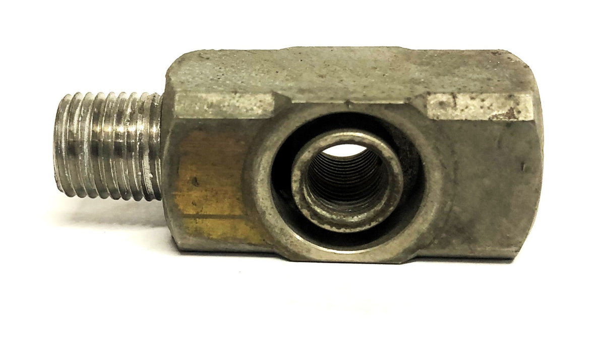 Spraying Systems Auto Co Pneumatic Atom Accessory With Fitting 1/4-J USED