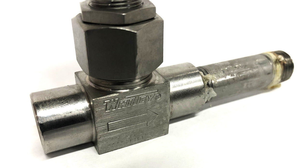 Whitey 5000PSI WOG Needle Valve With Fitting SS-31RF4 USED