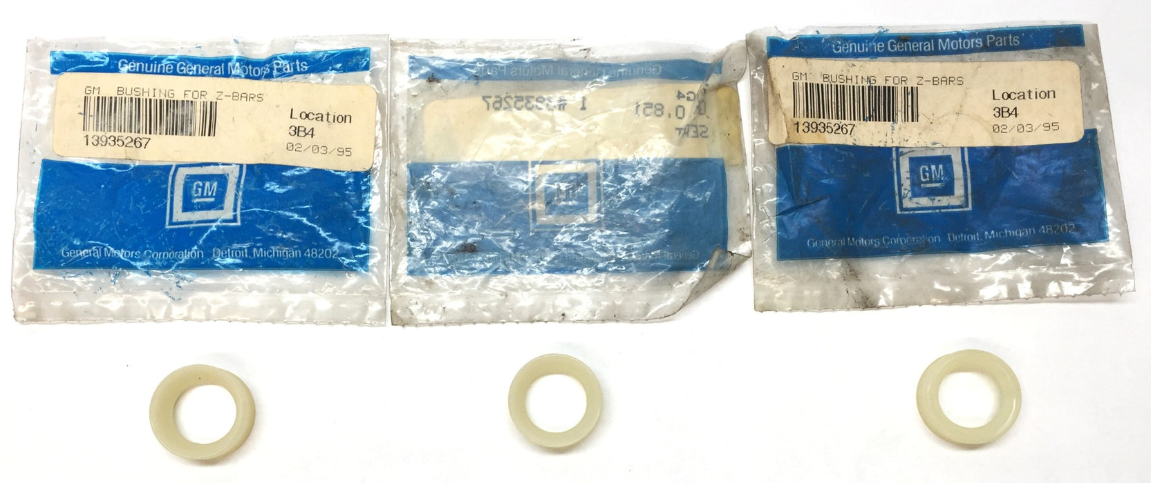 GM/General Motors Seat Bracket 3935267 [Lot of 3] NOS