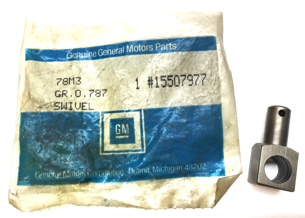 GM/General Motors Clutch Release Rod Swivel 15507977 NOS