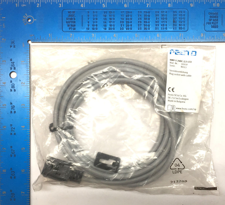 Festo Ser:NO13 Plug Socket w/Cable KMV-1-24DC-2,5-LED(30939)[Lot of 3] NOS
