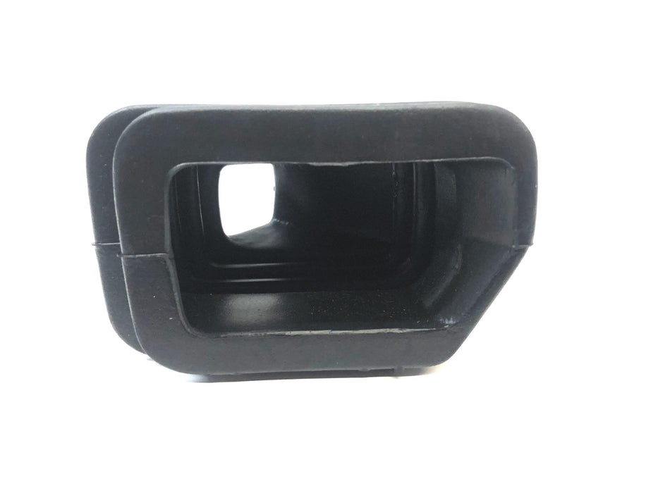 GM General Motors Rubber Boot 3894370 (13894370) NOS