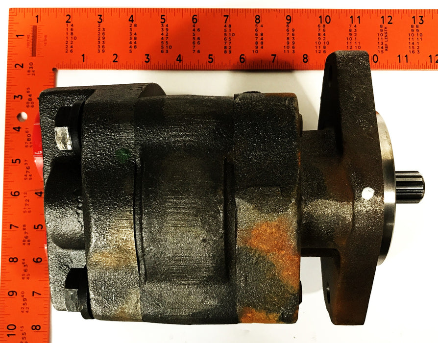 Muncie Power 13-tooth Hydraulic Gear Pump 1256242 NOS