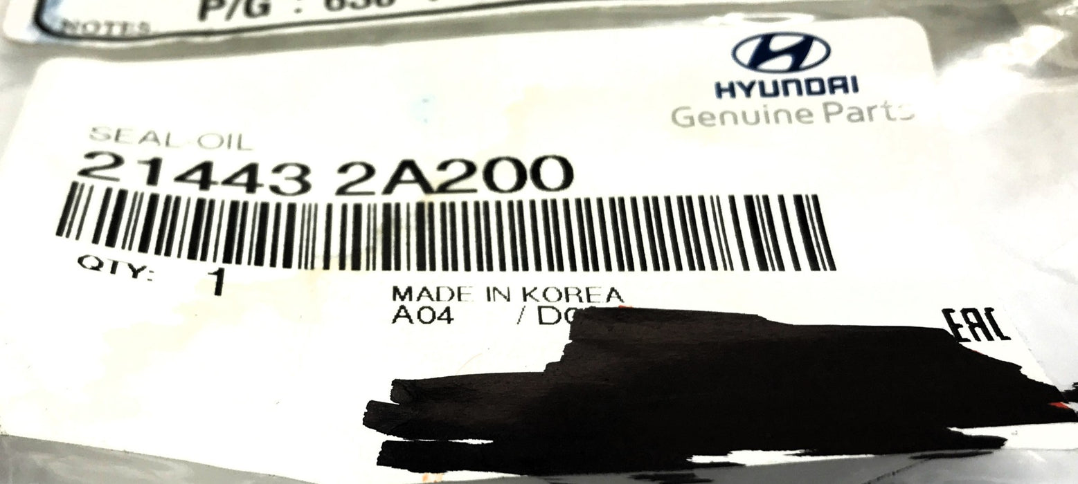Hyundai Rear Engine Crankshaft Oil Seal 21443-2A200 NOS