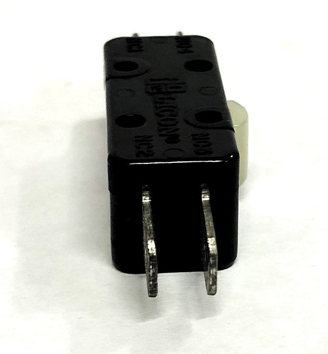 Licon 1/2HP 125VAC 3/4HP 250VAC 10A Microswitch 11-504 NOS