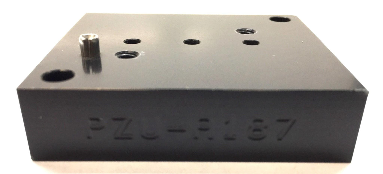 Parker-Hannifin Mounting Base for Pneumatic Valve PZUA187 NOS