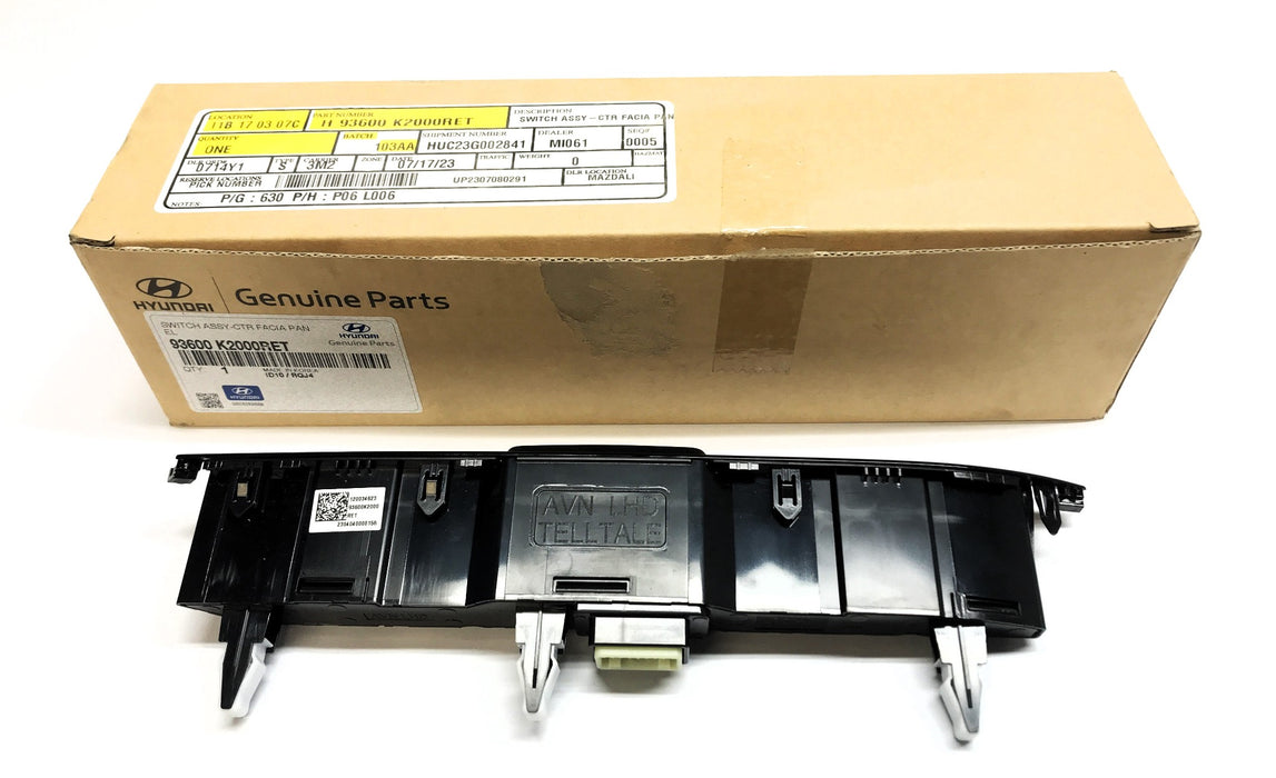 Hyundai Hazard Switch Panel Assembly 93600-K2000RET NOS