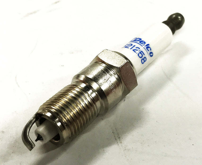 ACDelco 4#41-10 Professional Iridium Spark Plugs 12680072 [Lot of 12] NOS