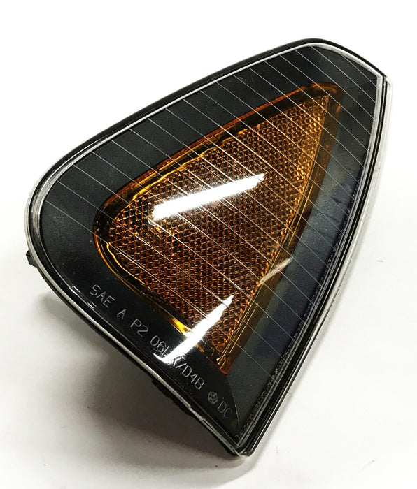 Mopar Right Side Marker Lamp Assembly 0480-6218-AD NOS