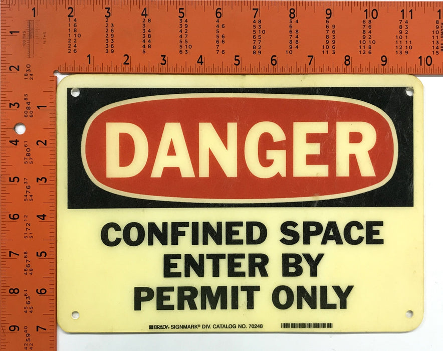 Brady Danger Confined Space Sign 70248 NOS